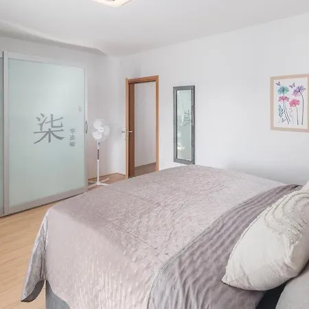Ana 2 By Guide Apartment *