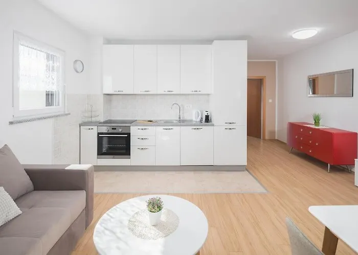 Ana 2 By Guide Apartamento Nova Vas (Porec)